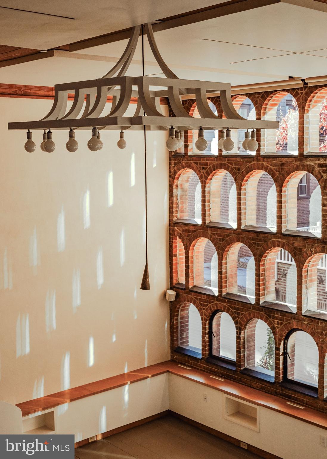 307 S CHADWICK STREET