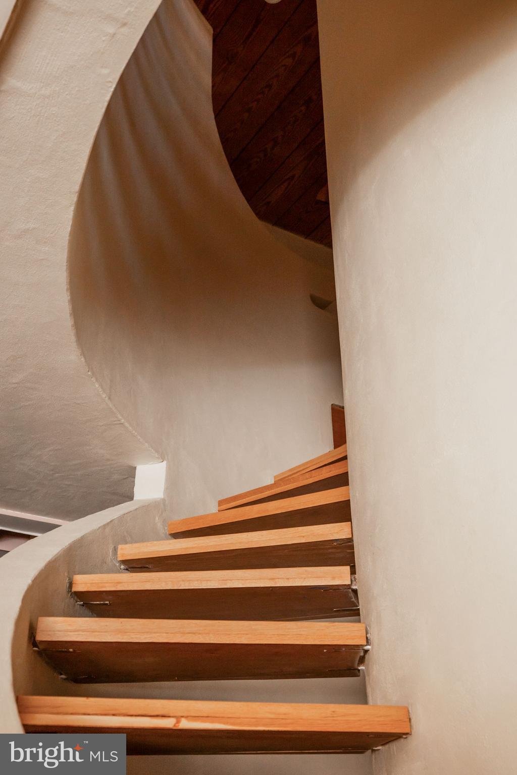 307 S CHADWICK STREET