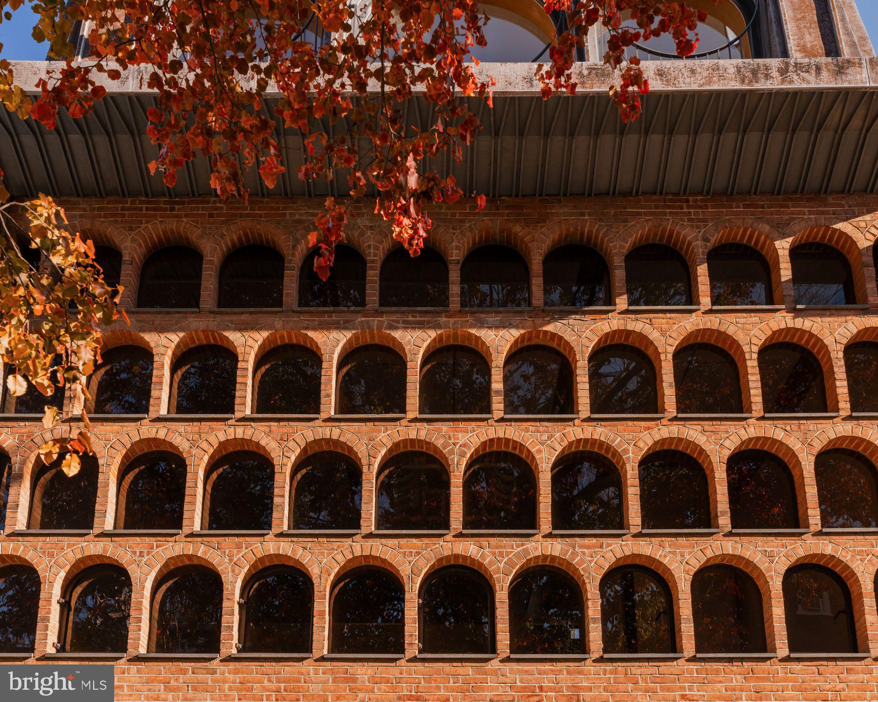 307 S CHADWICK STREET