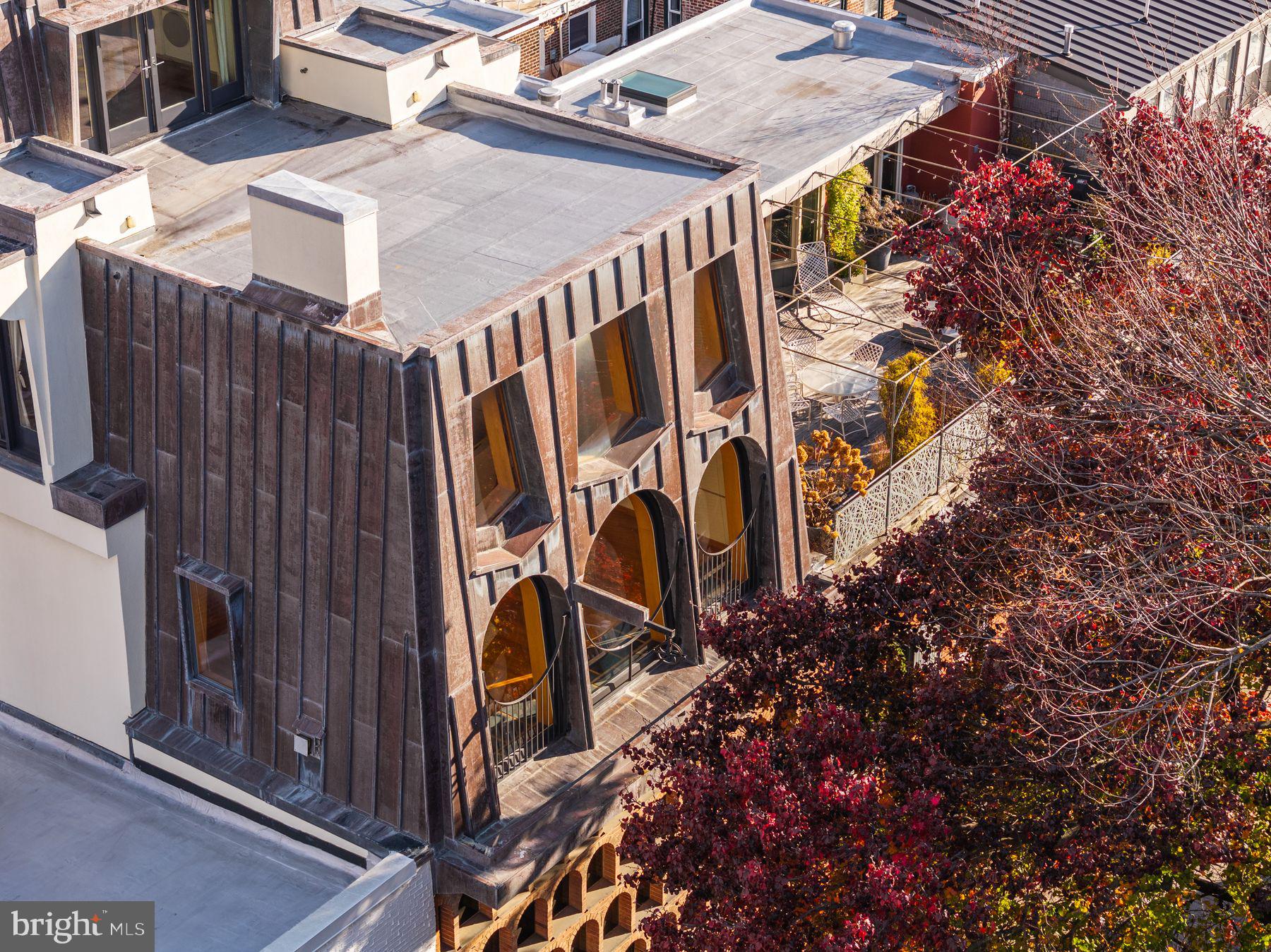 307 S CHADWICK STREET