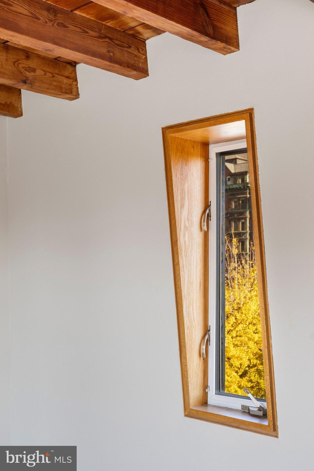 307 S CHADWICK STREET