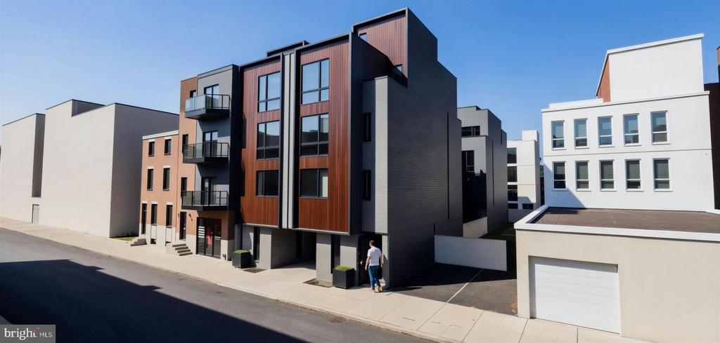 836 4TH STREET