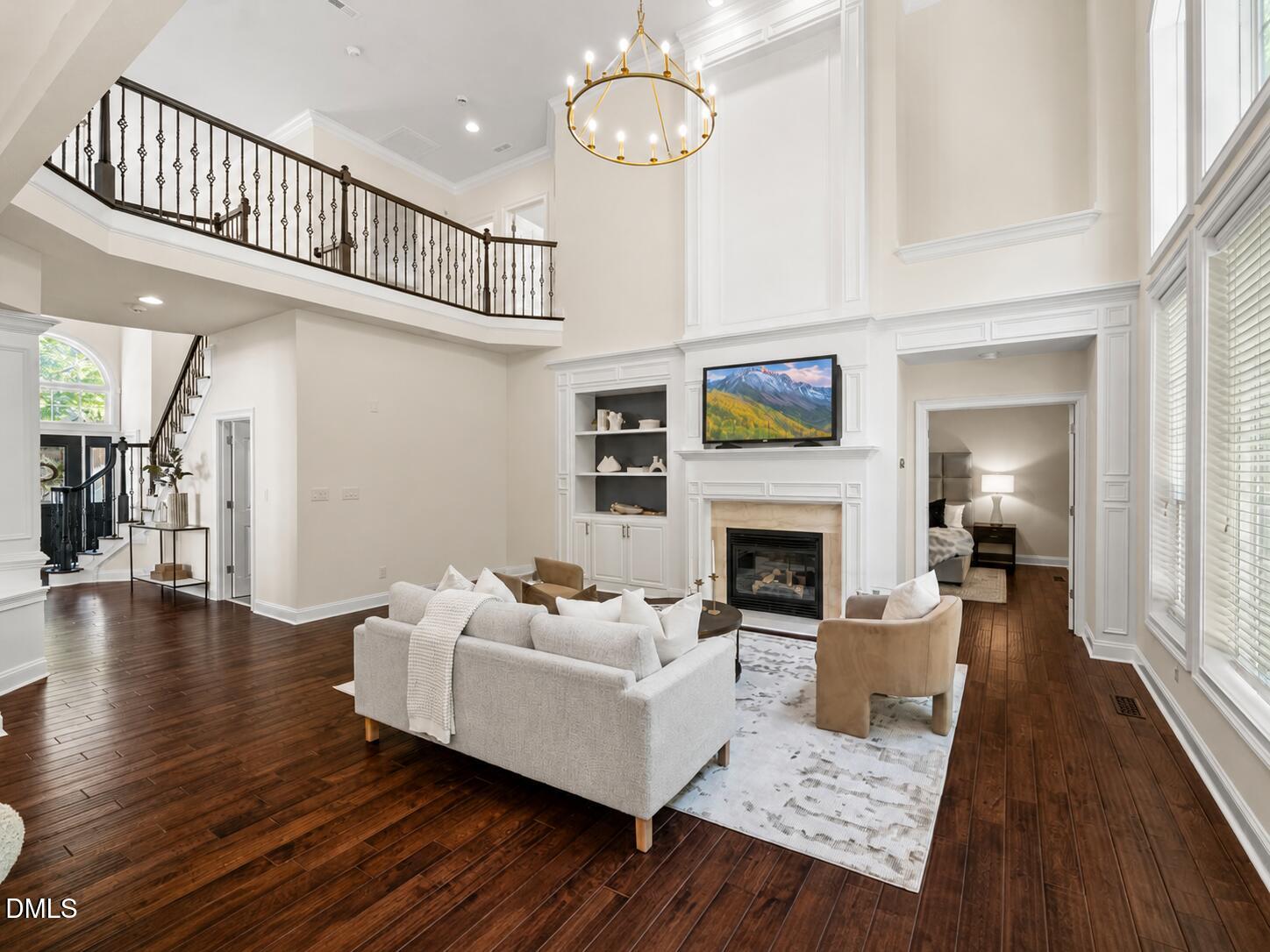 2325 Clayette Court