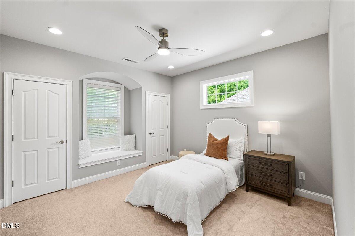 2325 Clayette Court
