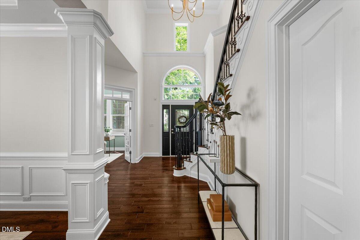 2325 Clayette Court