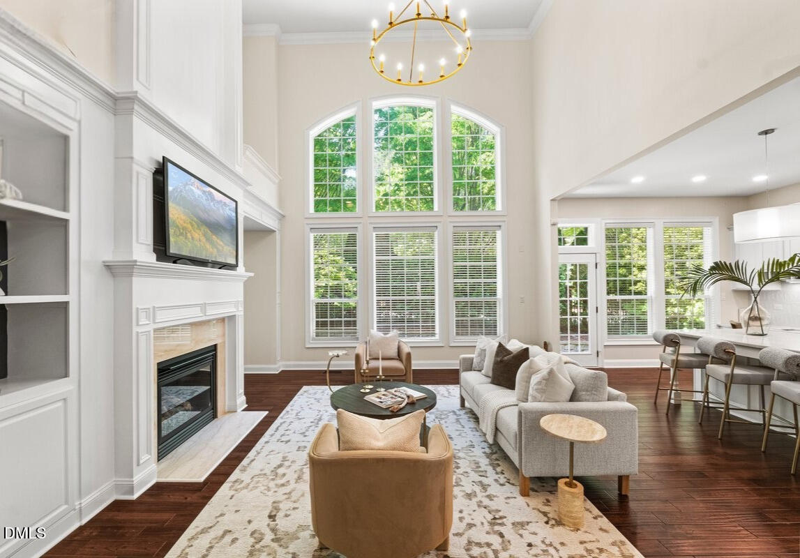 2325 Clayette Court