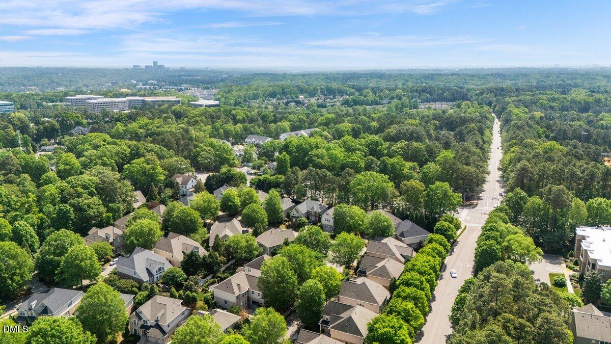 2325 Clayette Court