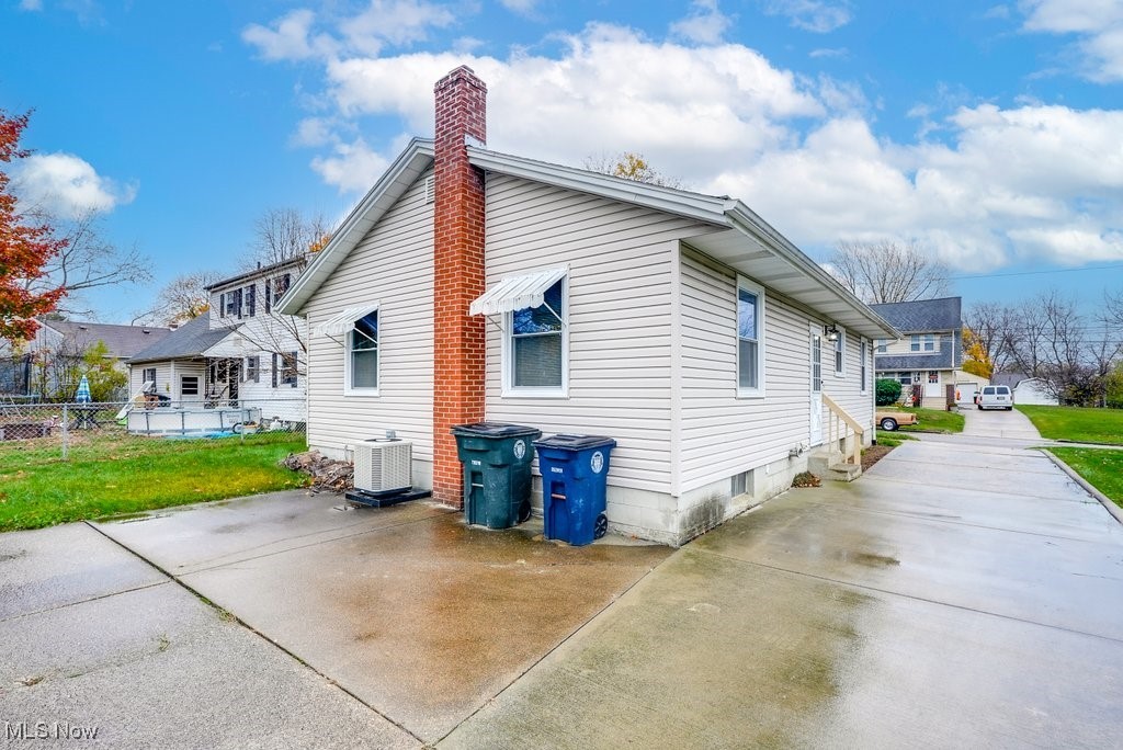 2664 Edwin Avenue