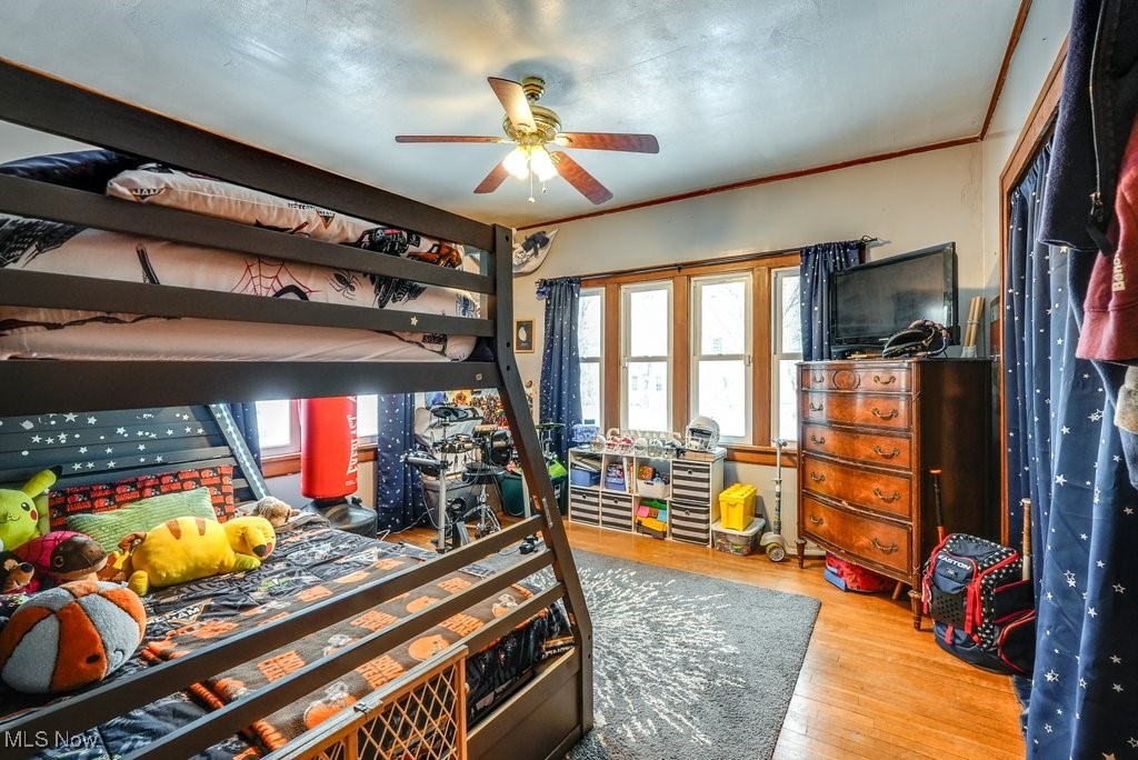473 S Sunset View Drive