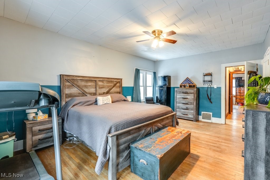 473 S Sunset View Drive