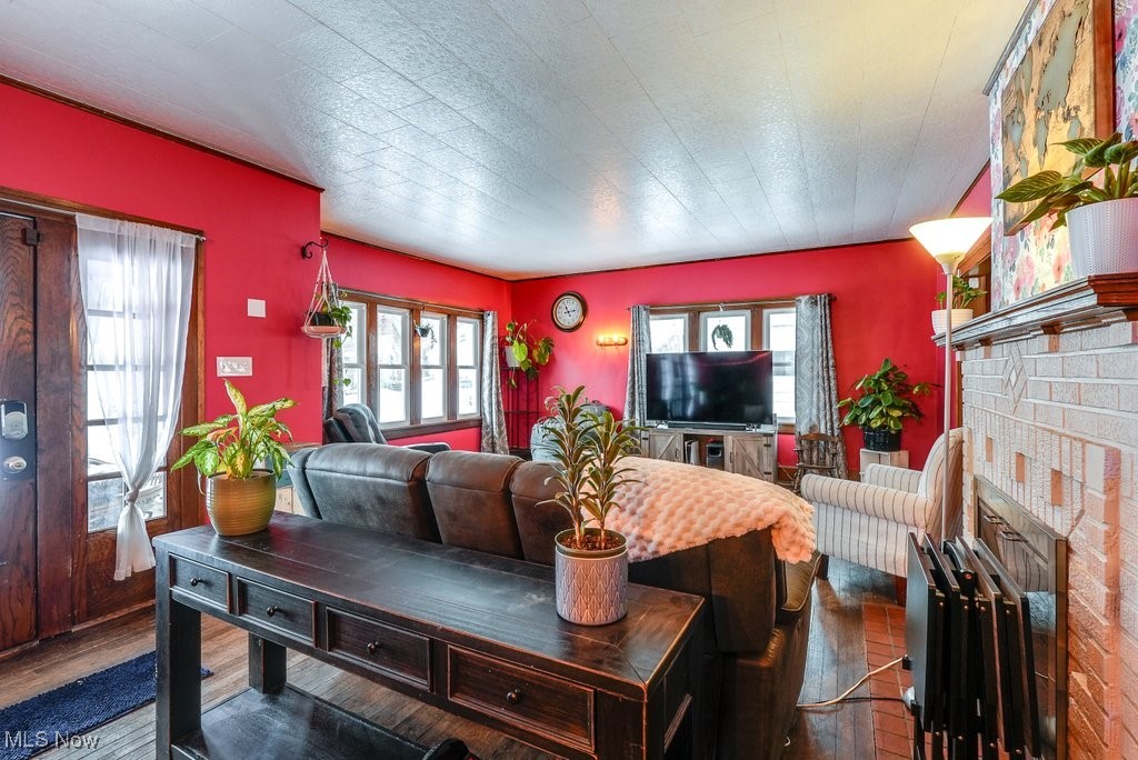 473 S Sunset View Drive