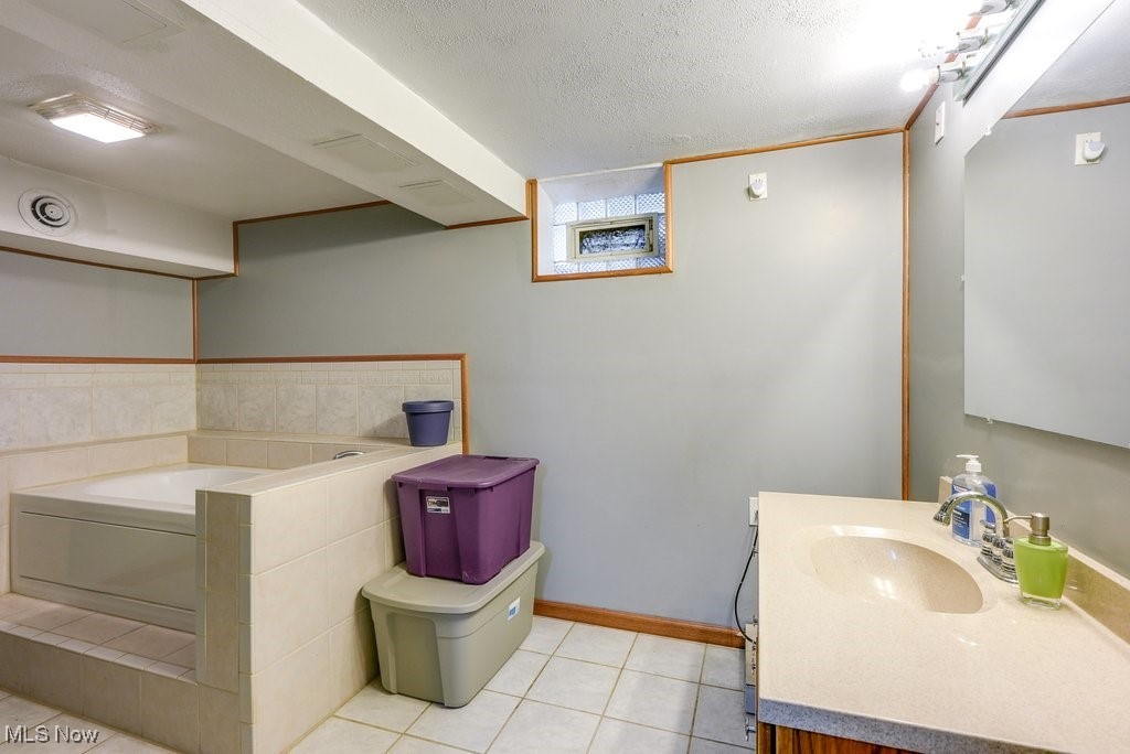 473 S Sunset View Drive