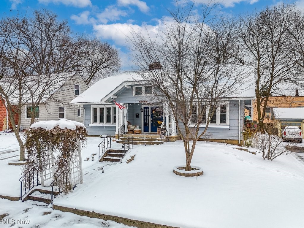 473 S Sunset View Drive