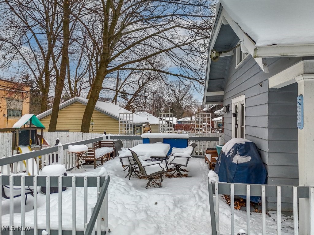 473 S Sunset View Drive