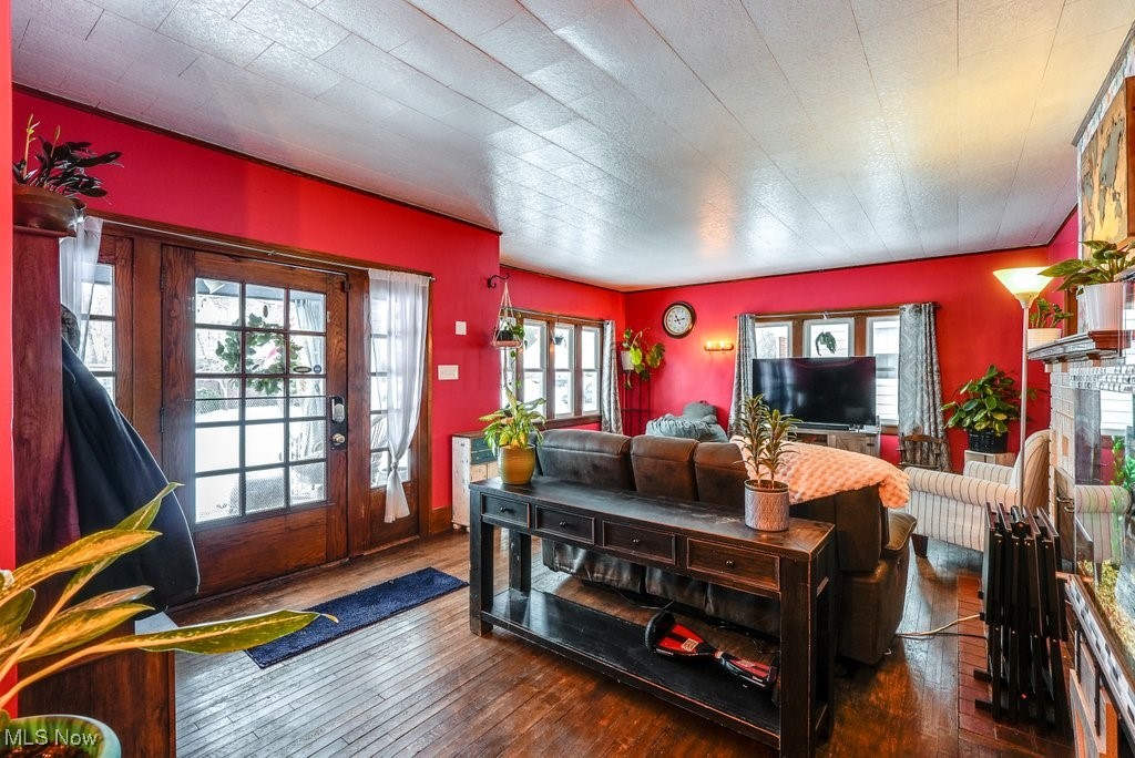473 S Sunset View Drive