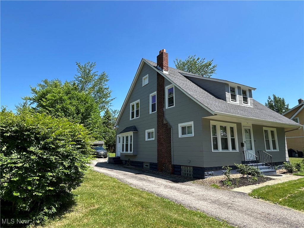 3533 Chelton Road