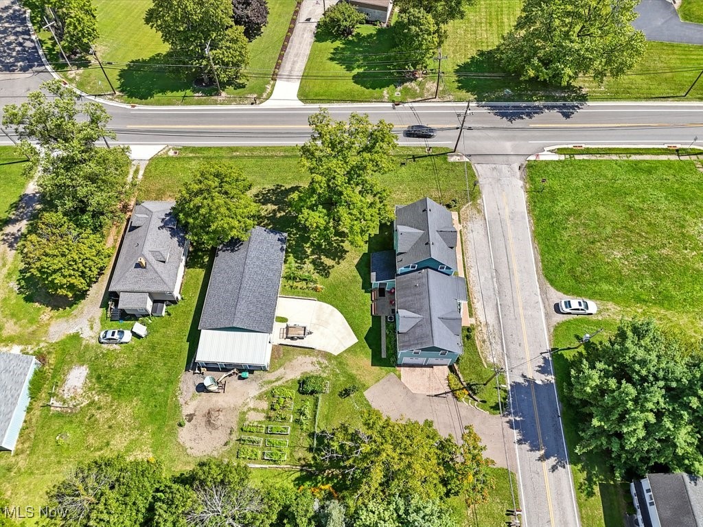3328 Main Street