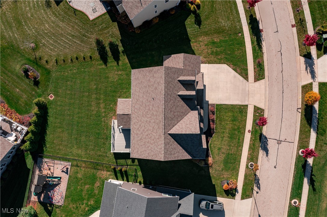 5275 Duxbury Drive