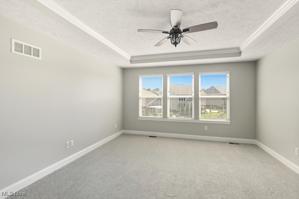 5275 Duxbury Drive