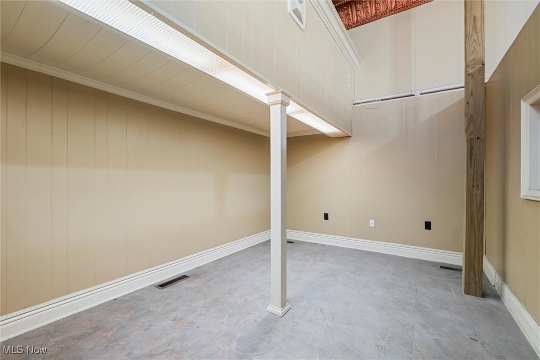 127-131 W Market Street