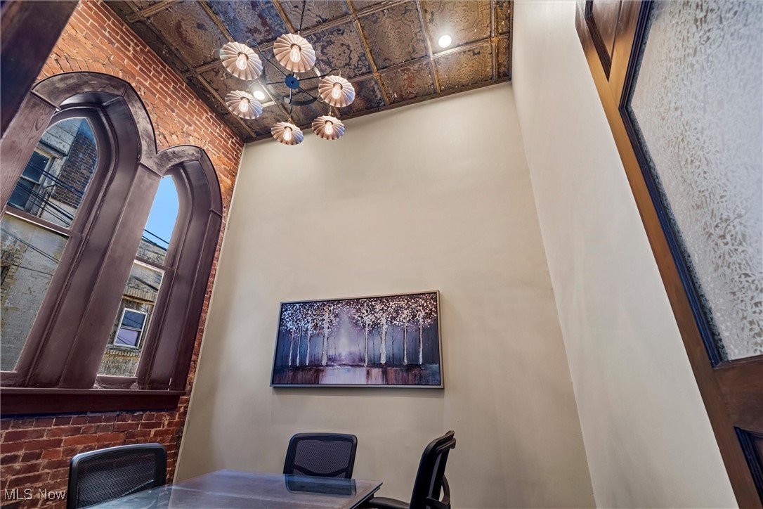 127-131 W Market Street