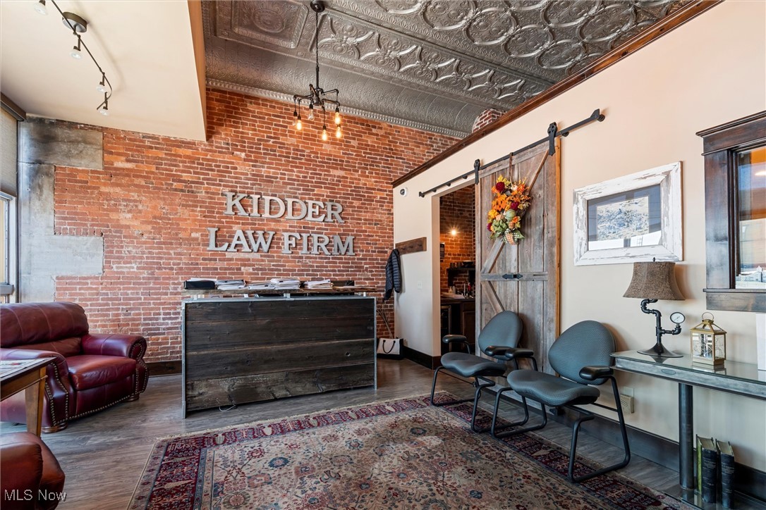 127-131 W Market Street