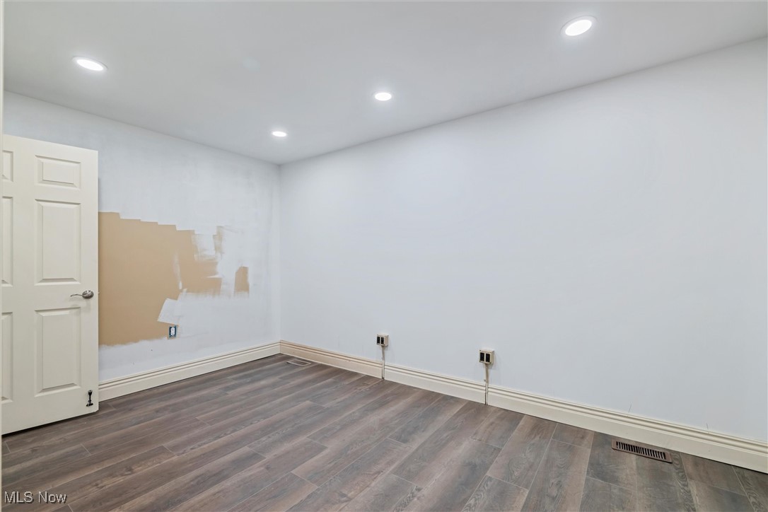 127-131 W Market Street