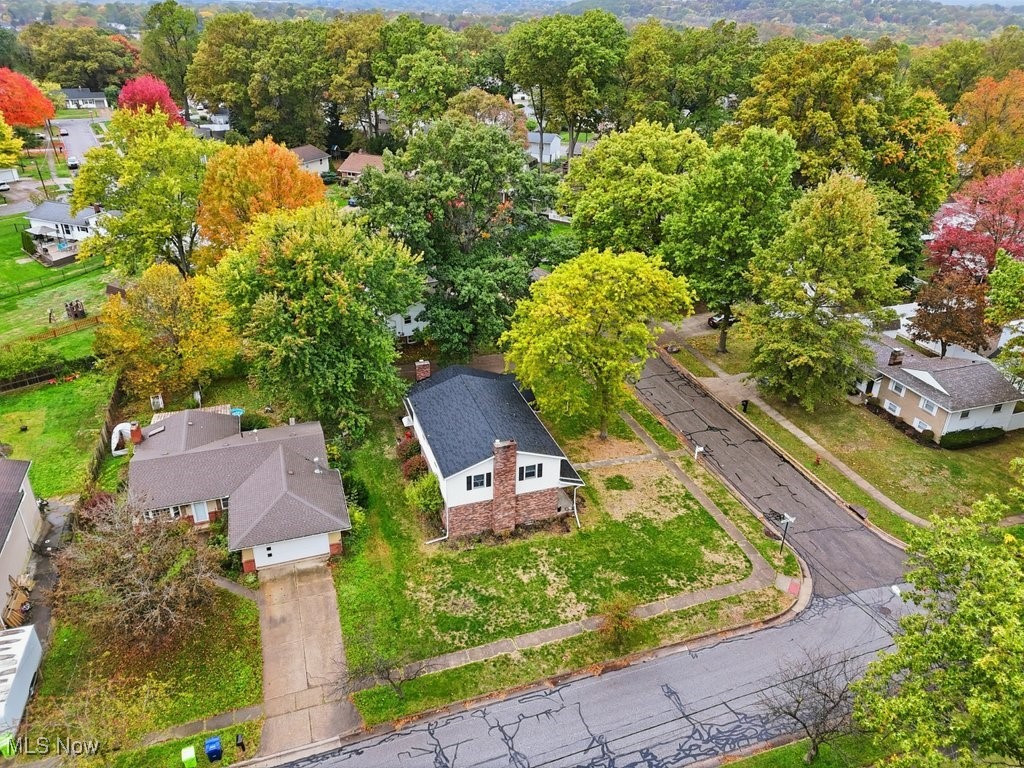 462 Pickwick Lane