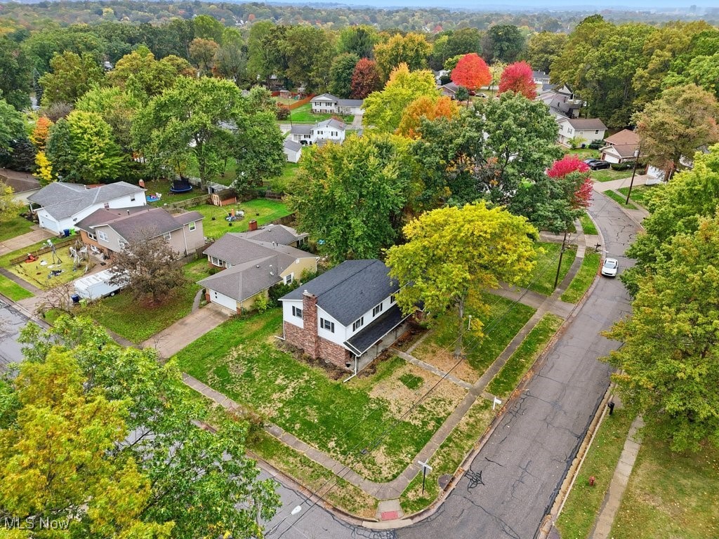462 Pickwick Lane