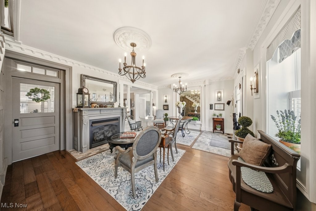 128 S Center Street