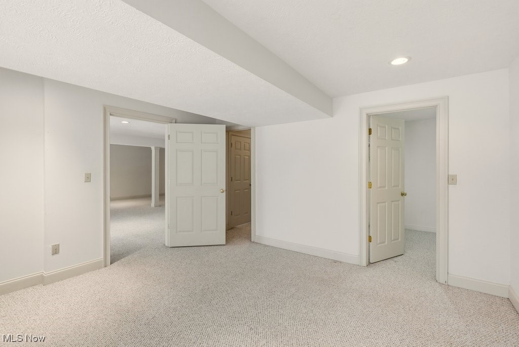 2804 Valley Road