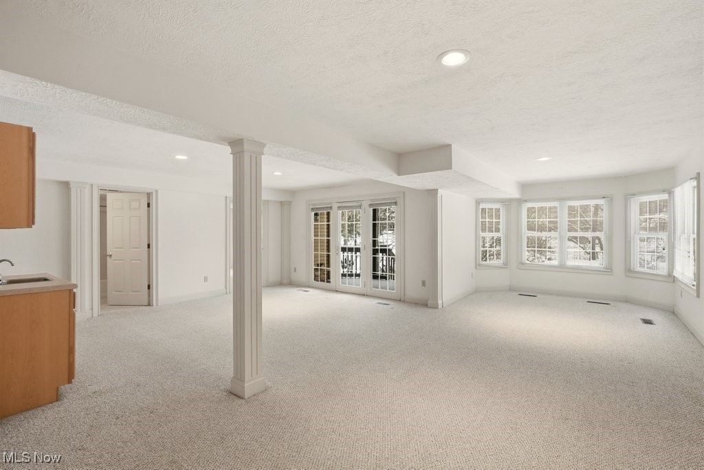 2804 Valley Road