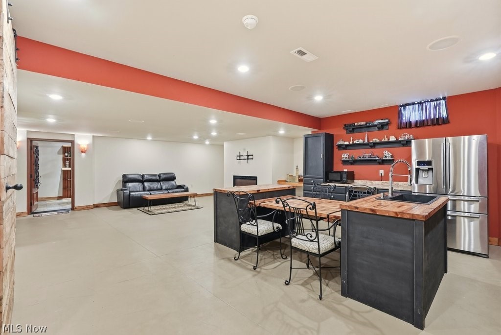 3813 Heathery Circle