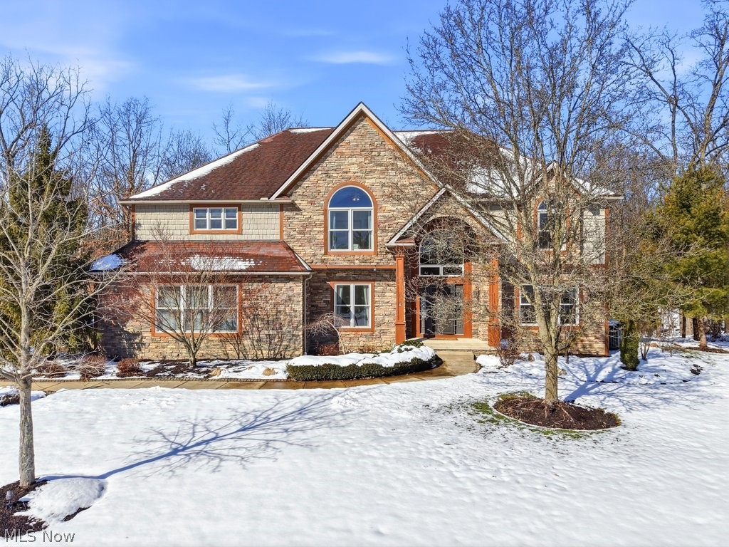 3813 Heathery Circle