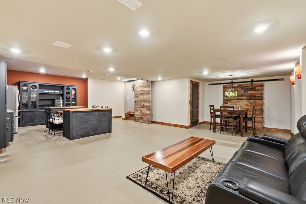 3813 Heathery Circle