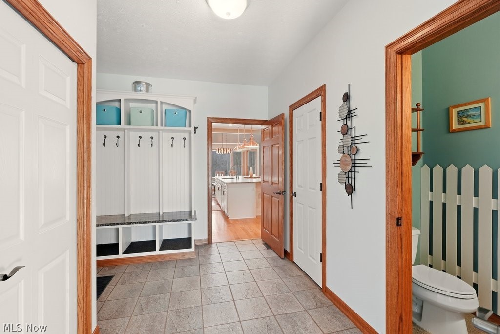 3813 Heathery Circle