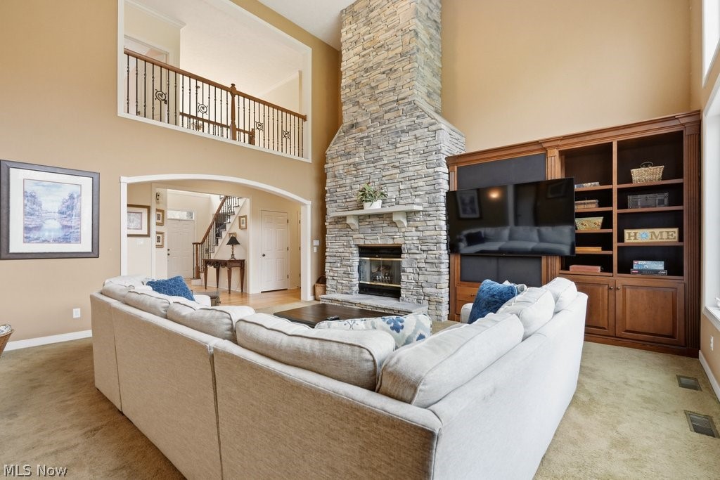 4471 Forest Brooke Court N