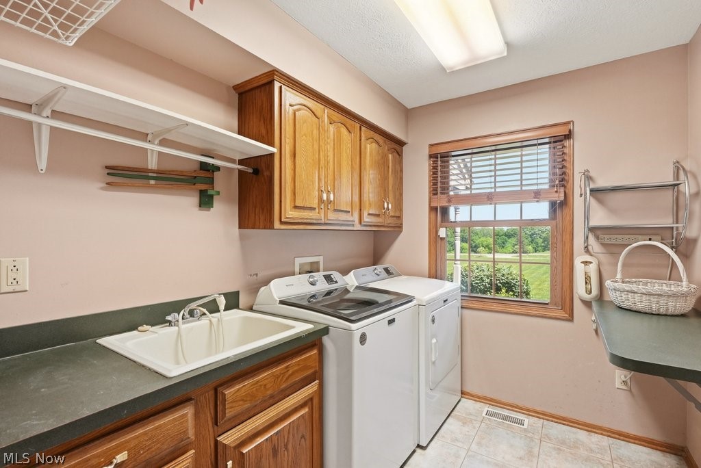 2285 Thoroughbred Drive