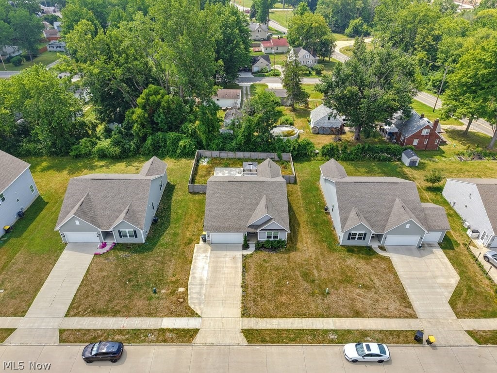 441 Community Lane