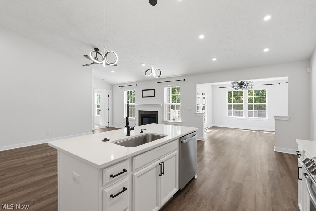 441 Community Lane