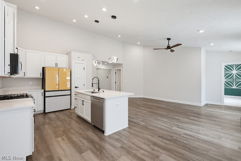 441 Community Lane