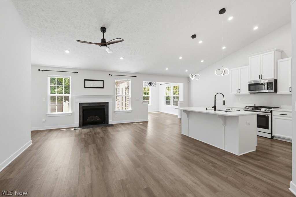 441 Community Lane