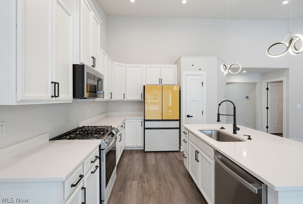 441 Community Lane