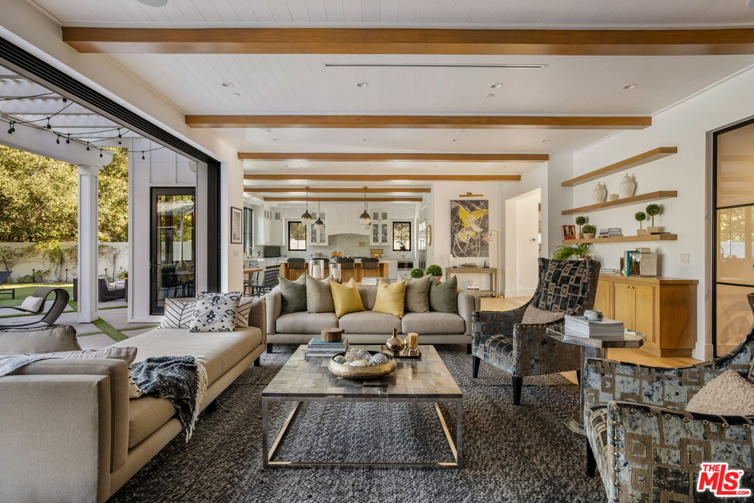 16101 Royal Mount Dr