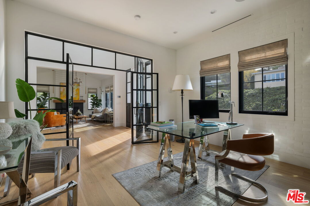 16101 Royal Mount Dr