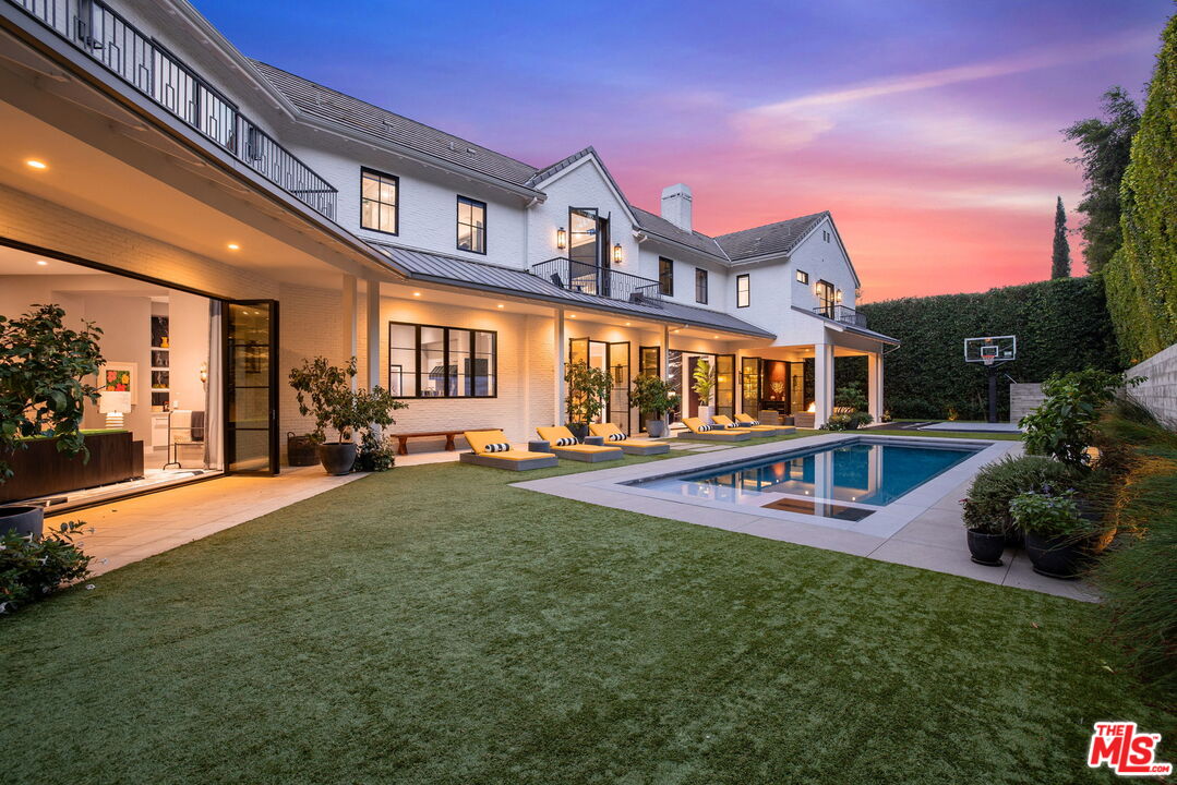 1281 Stone Canyon Rd