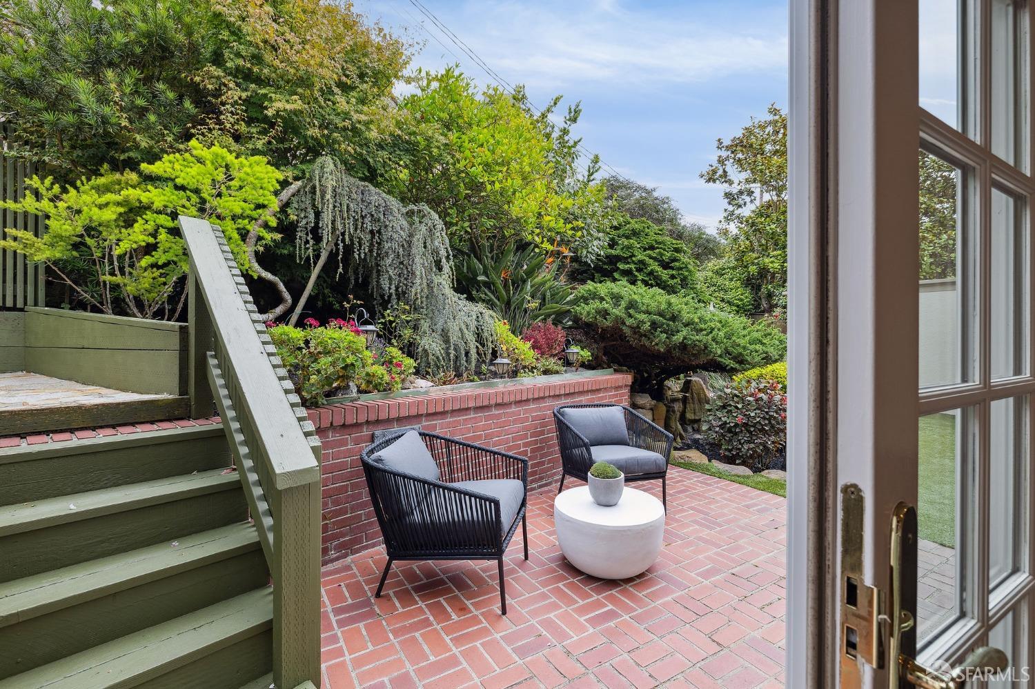 65 Santa Clara Avenue