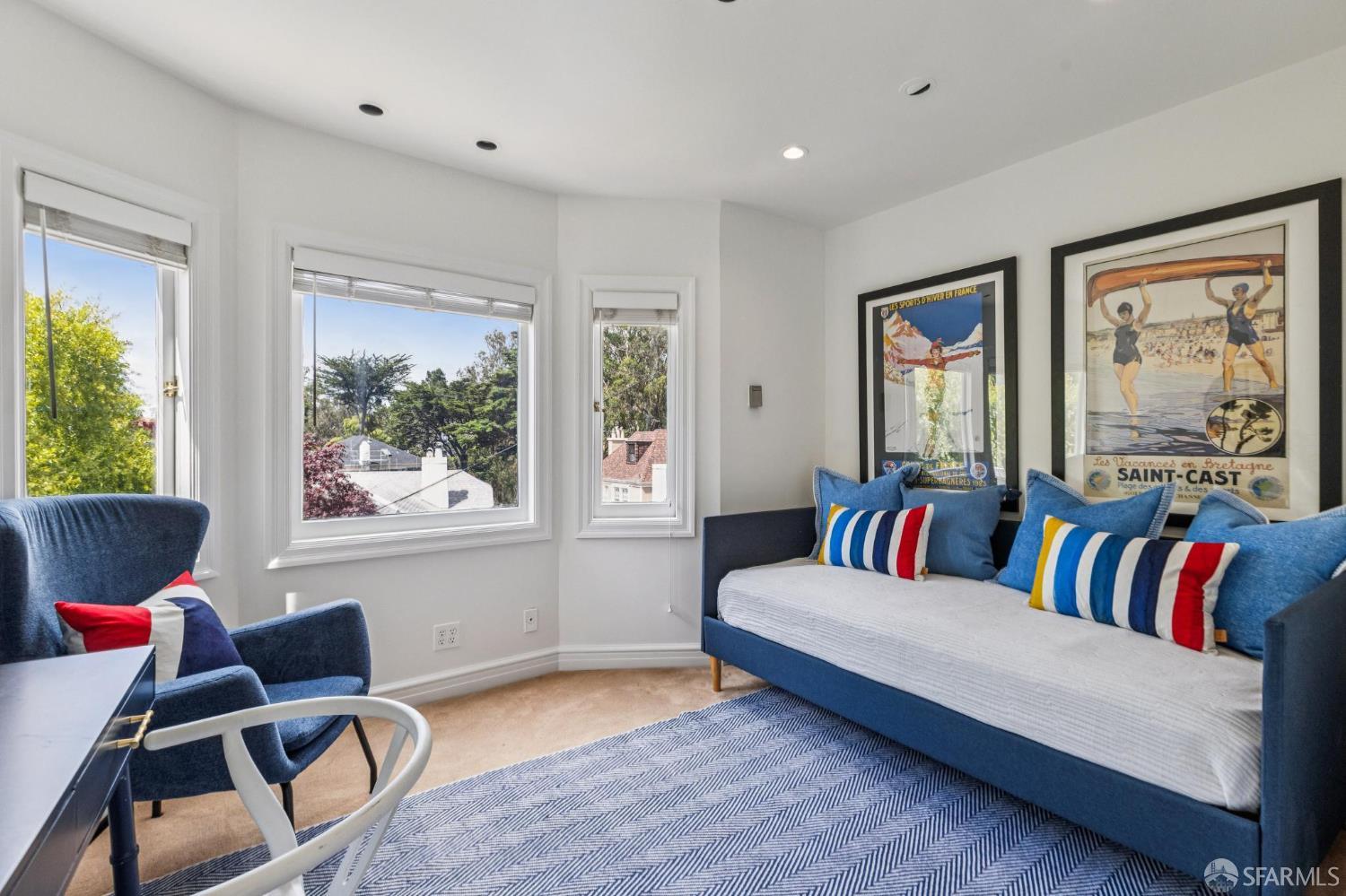 77 Ventura Avenue
