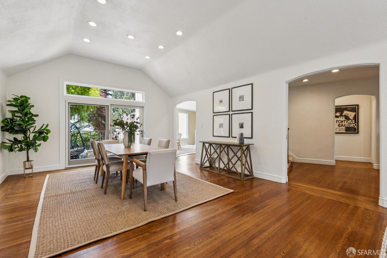 77 Ventura Avenue