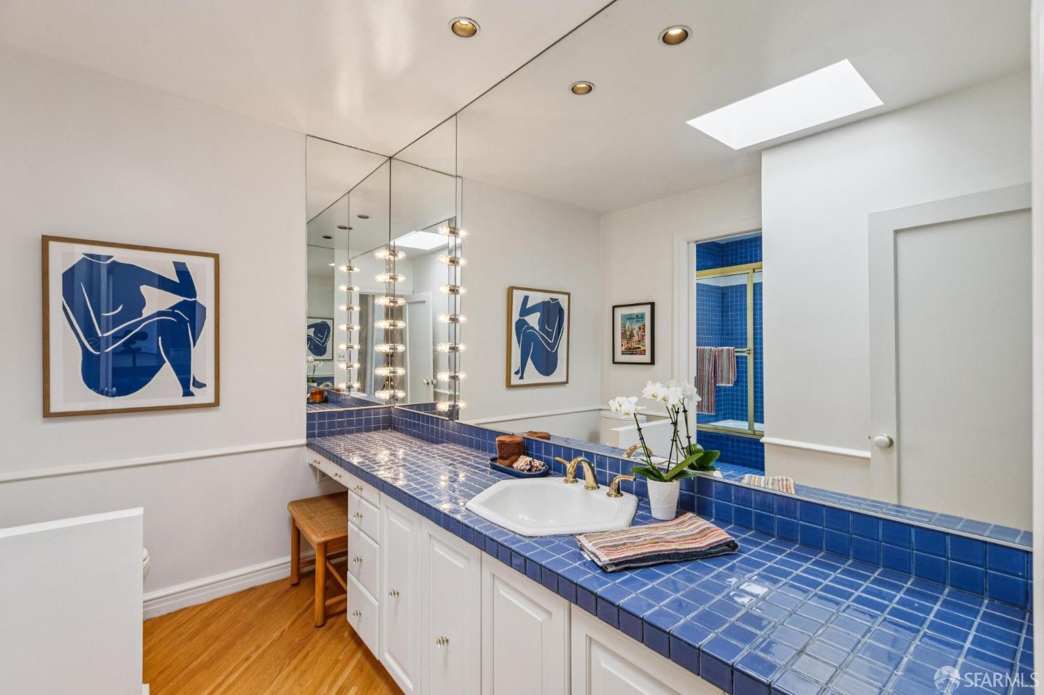 77 Ventura Avenue